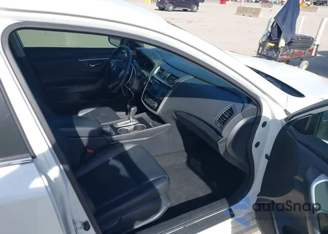 2018 Nissan Altima 2.5 Sr from USA, damaged, VIN 1N4AL3AP1JC278369